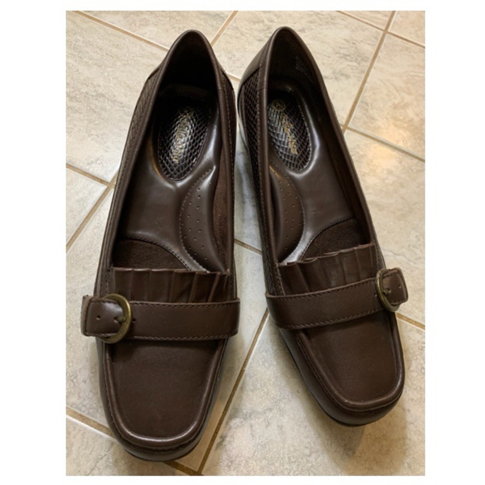 Bella Vita Brown Leather Loafers Moccasins SZ 8